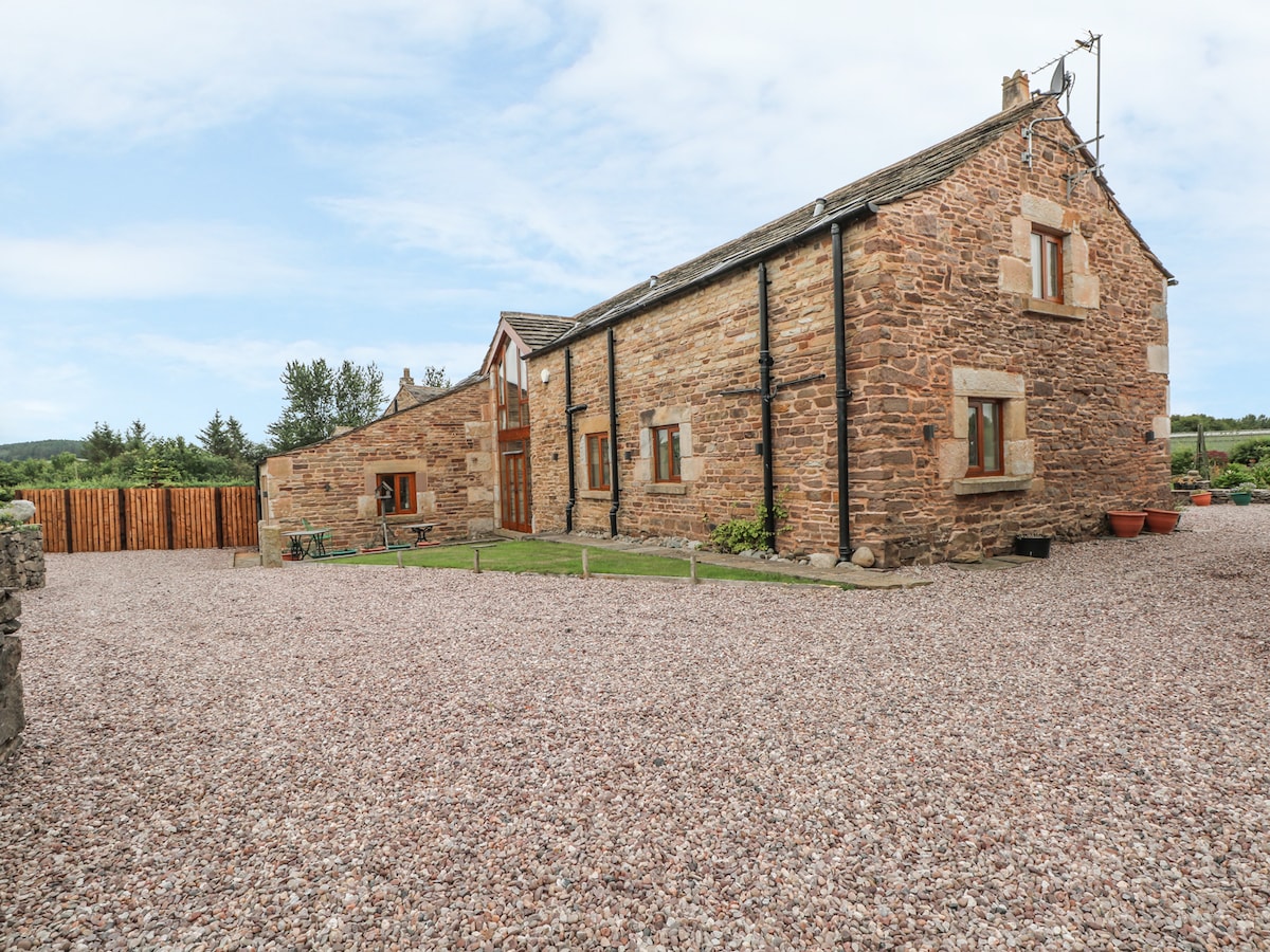 Rose Hips Barn