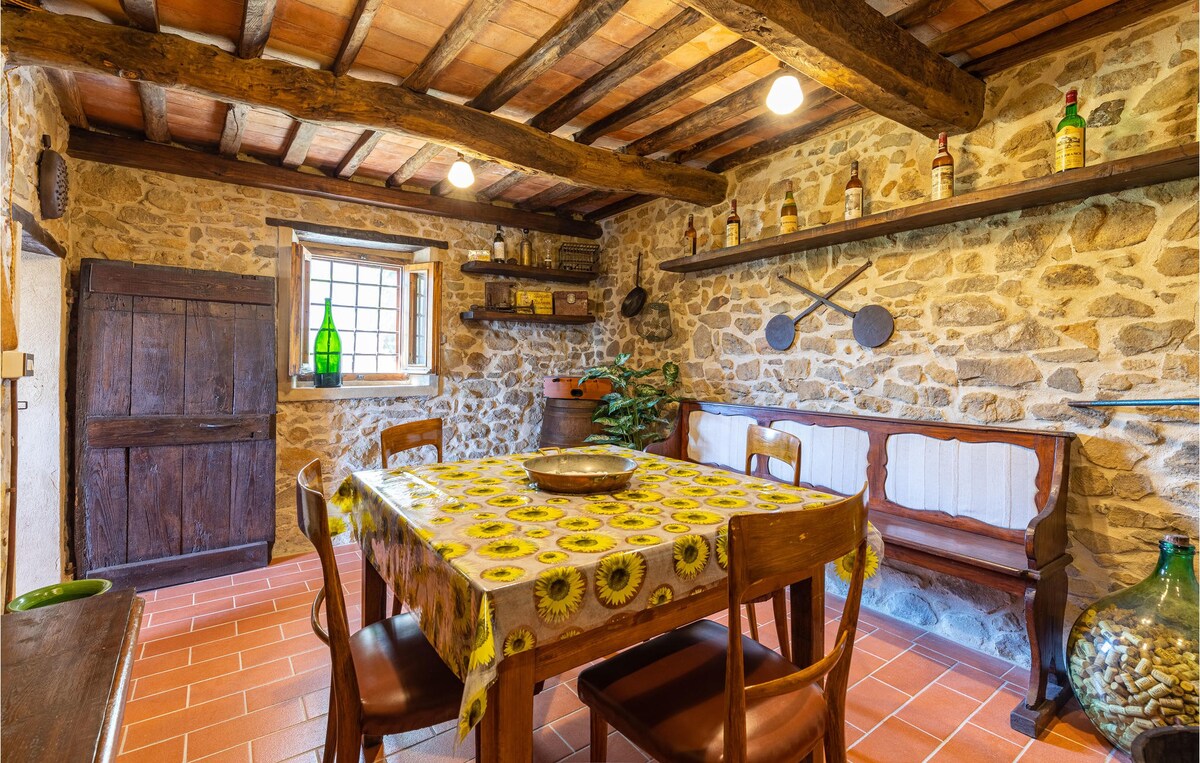 Lovely home in Marliana with WiFi