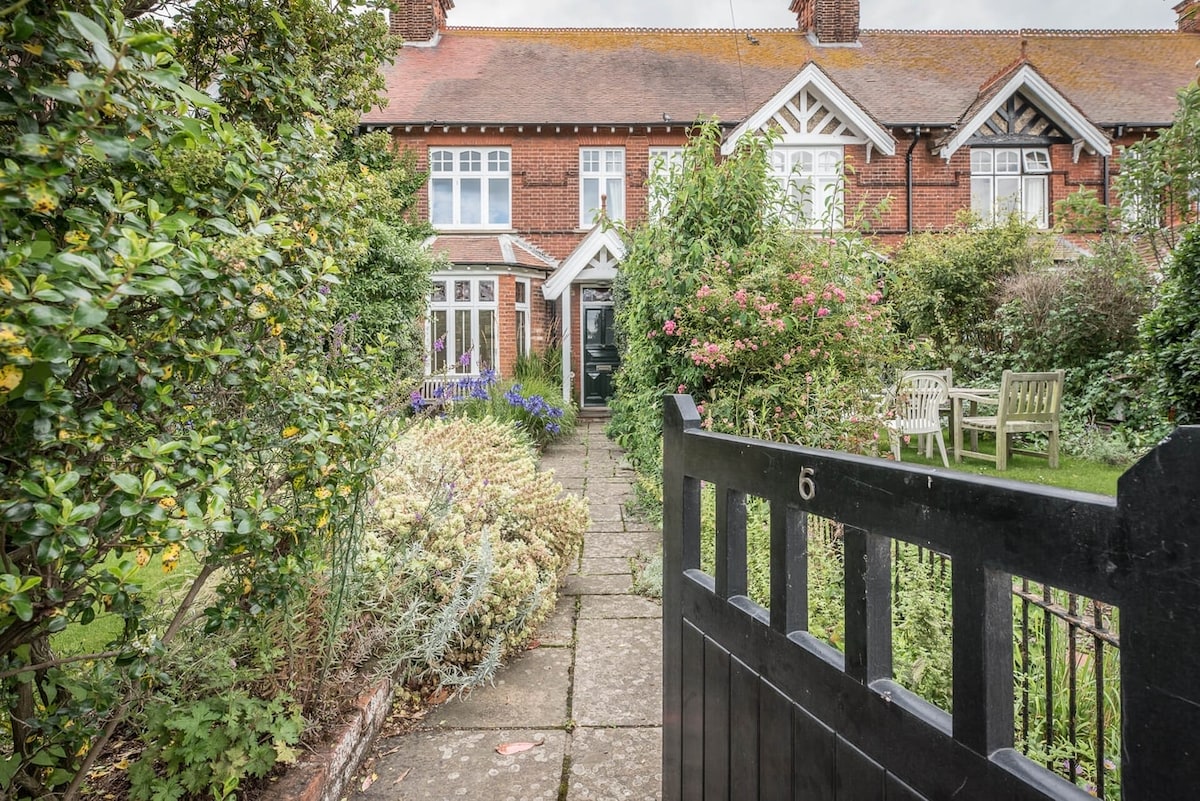 6 The Terrace, Walberswick