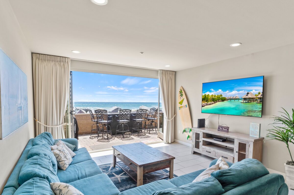 Oceanside Oasis - Oceanfront Luxury 700S-103