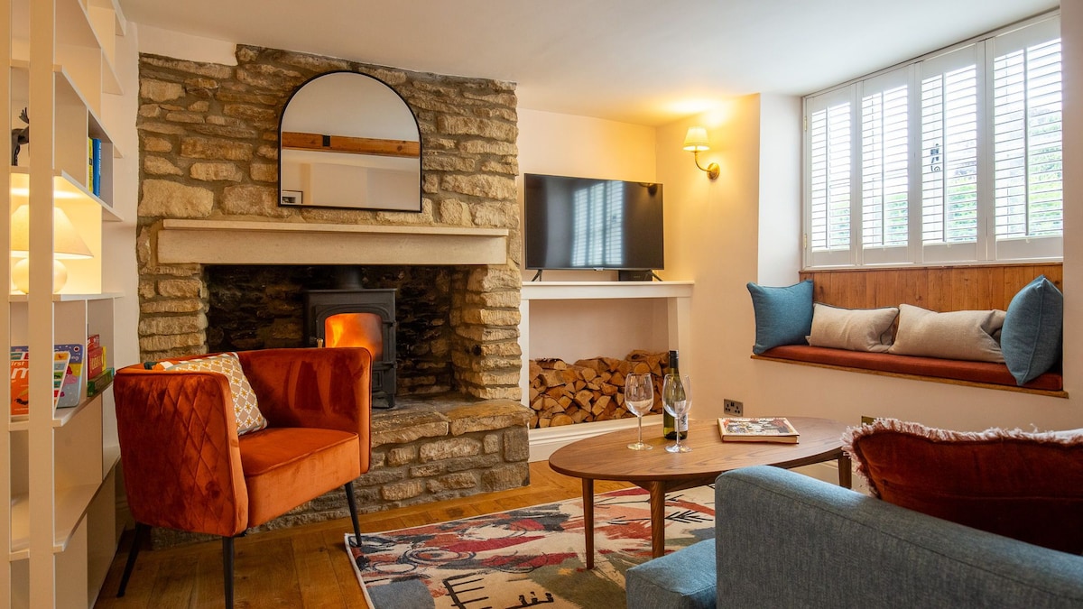 The Roost at Coln, Dog Friendly, near Cirencester