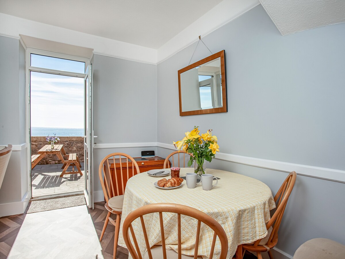 Ocean View, Coastguard Cottages