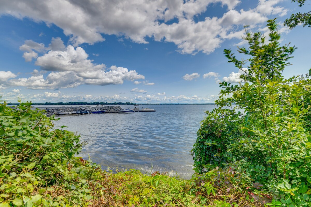 Charming New York Retreat w/ Lake Champlain Views!