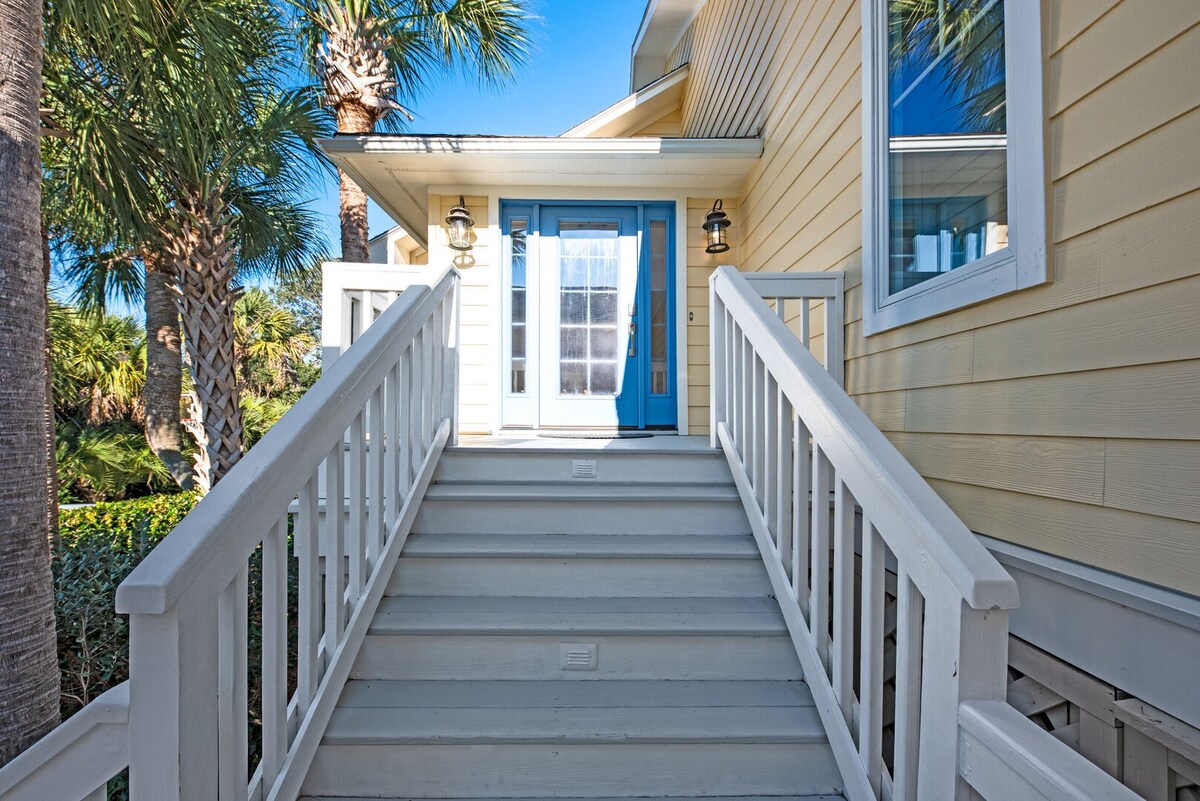 Renovated Home on Beach Boardwalk! Private Pool!