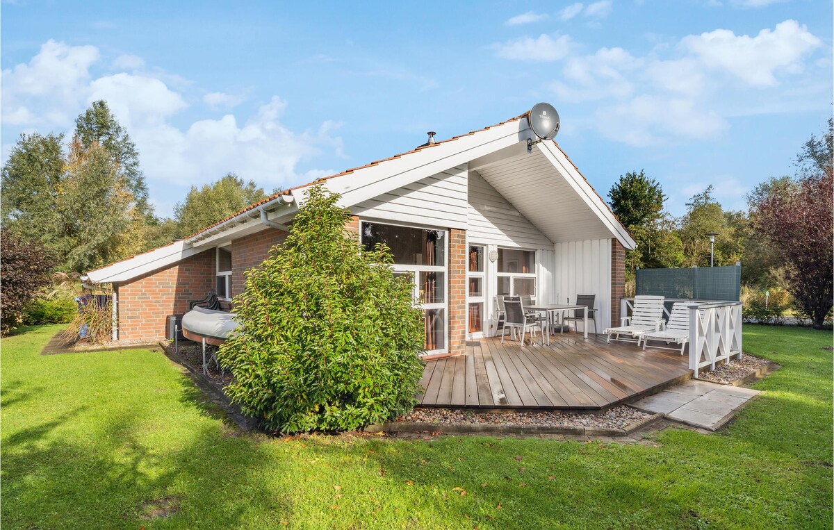 Stunning home in Otterndorf with Sauna, WiFi and s