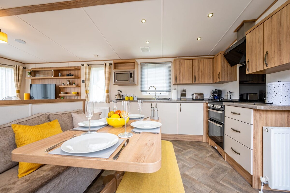 Your Ultimate Holiday Rental at Pevensey Bay