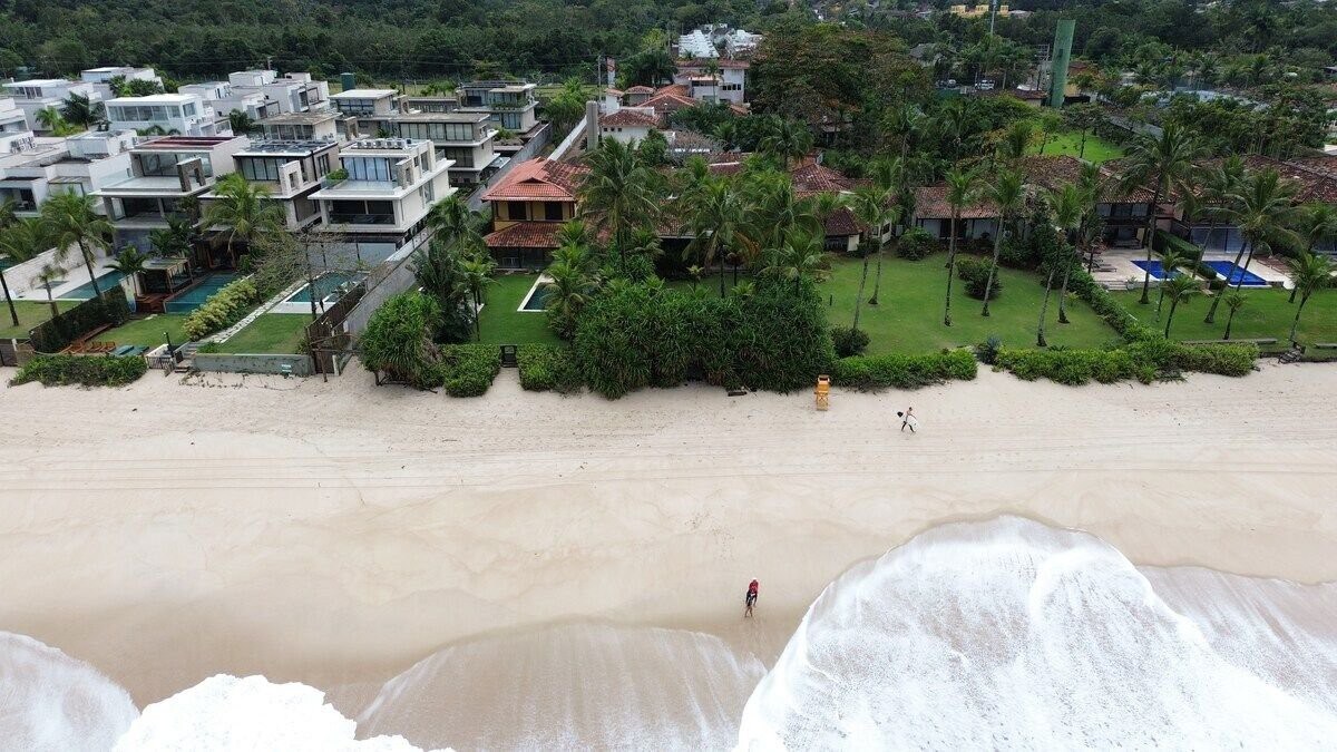 TrevizZo Maresias Casa na Areia