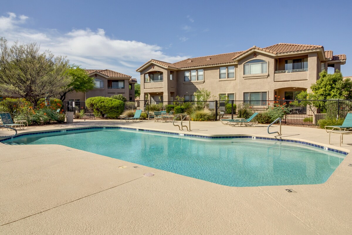 Oro Valley Condo w/ Desert & Mountain Views!