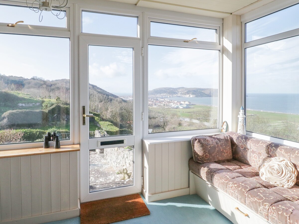 Two Bays and the Orme View Cottage