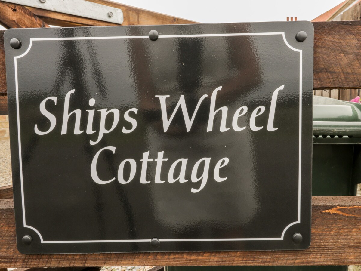 Shipswheel Cottage at Broadings Farm
