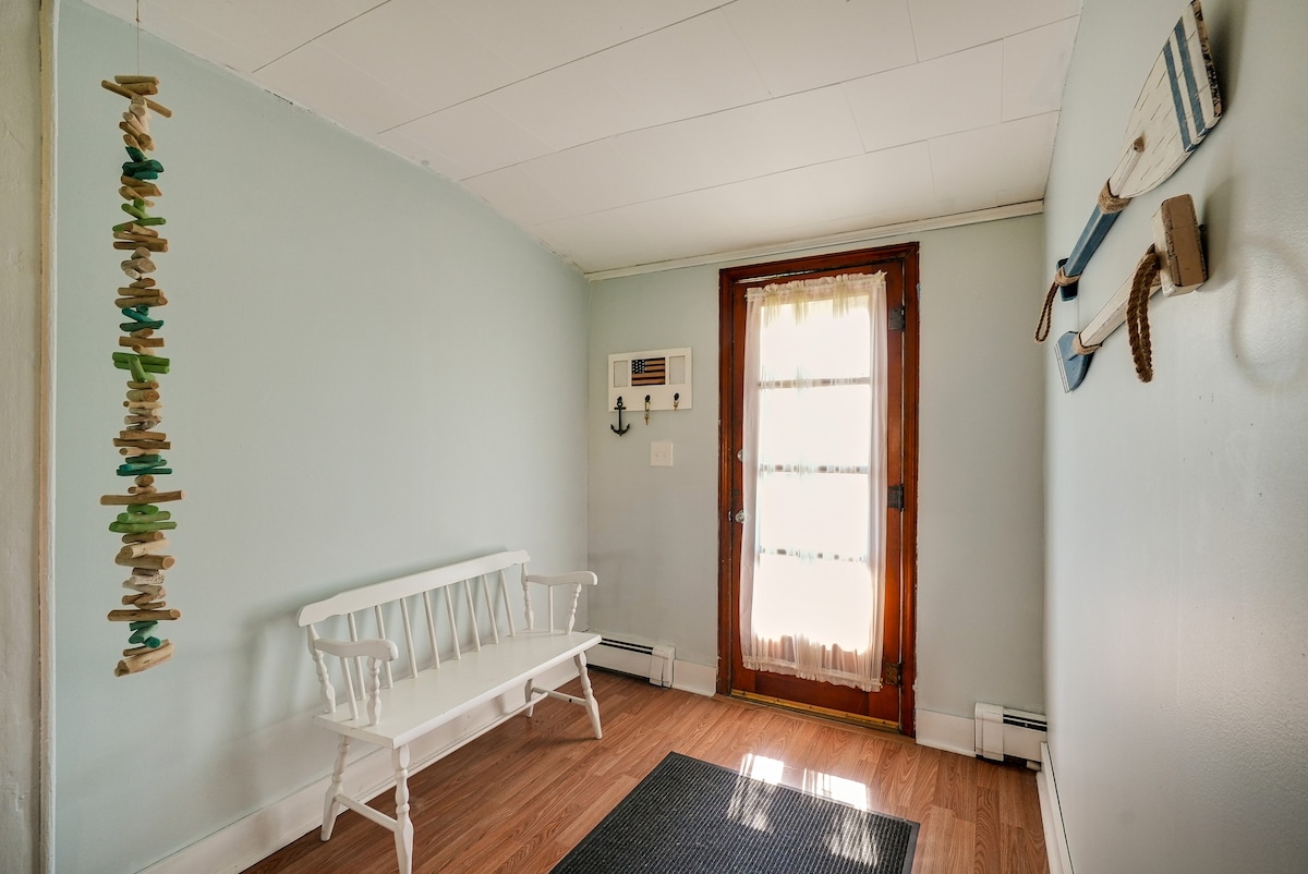 Downtown Russells Point Cottage Near Indian Lake!