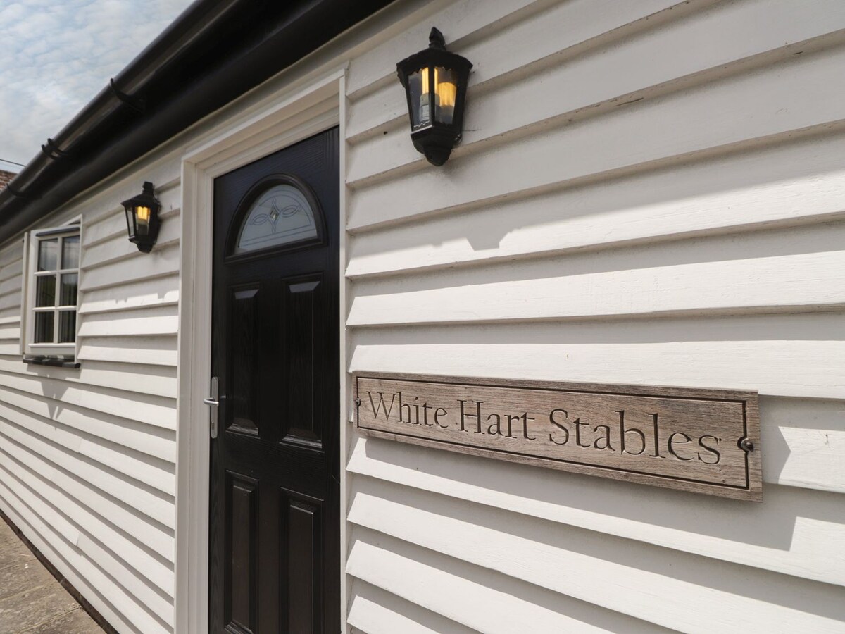 White Hart Stables