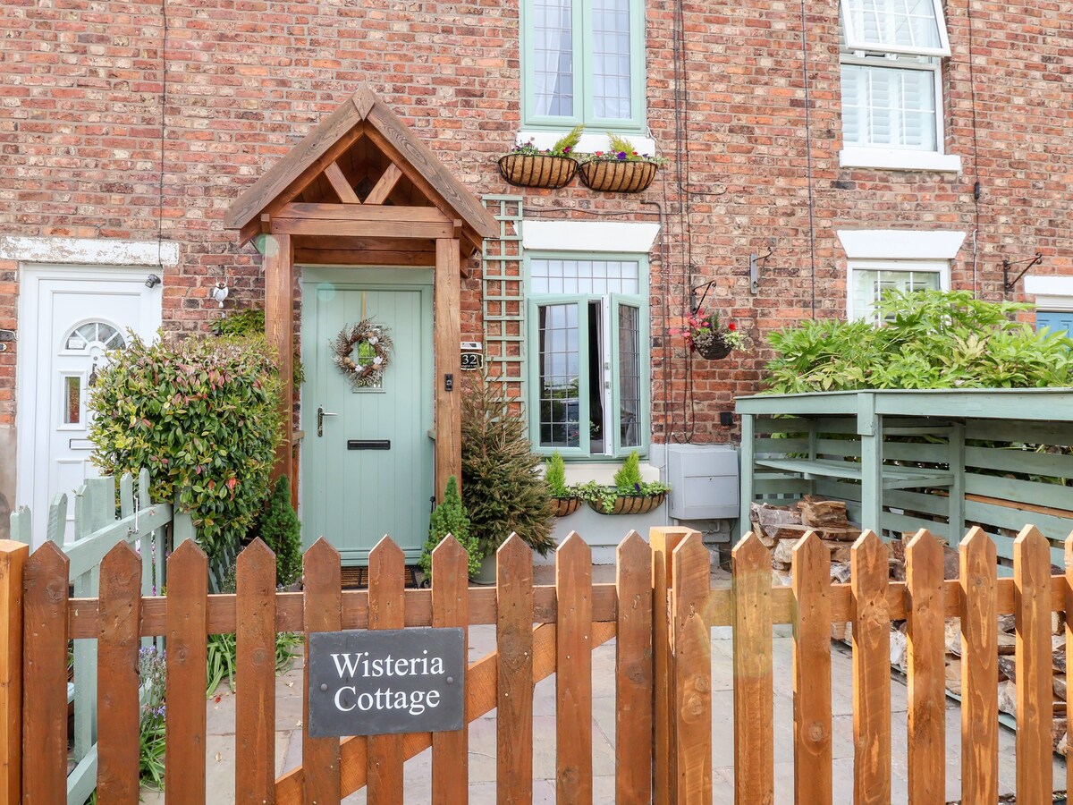 Wisteria Cottage