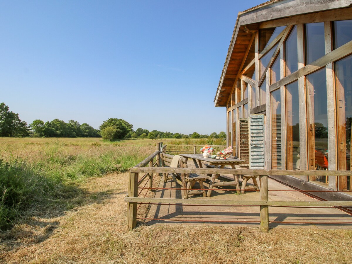 The Tractor Shed