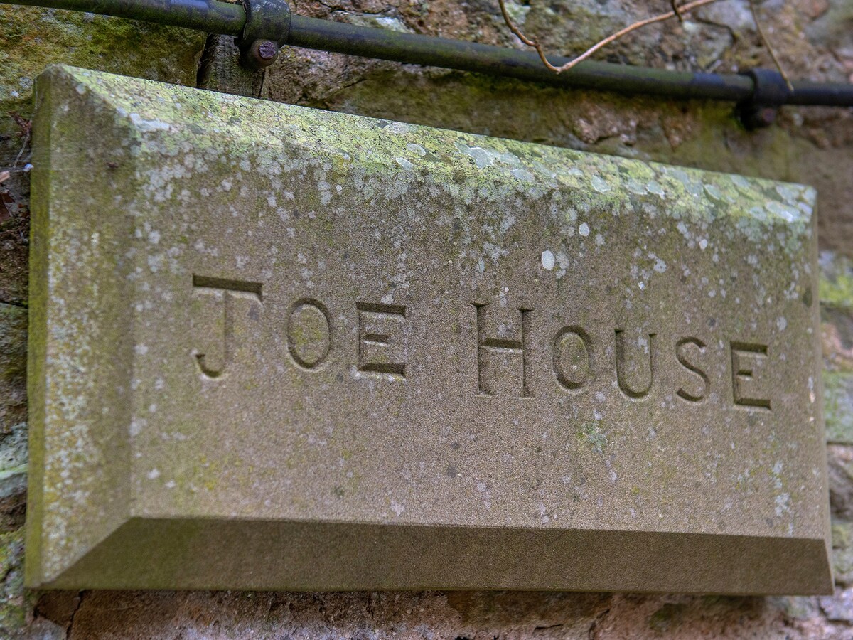 Joe House