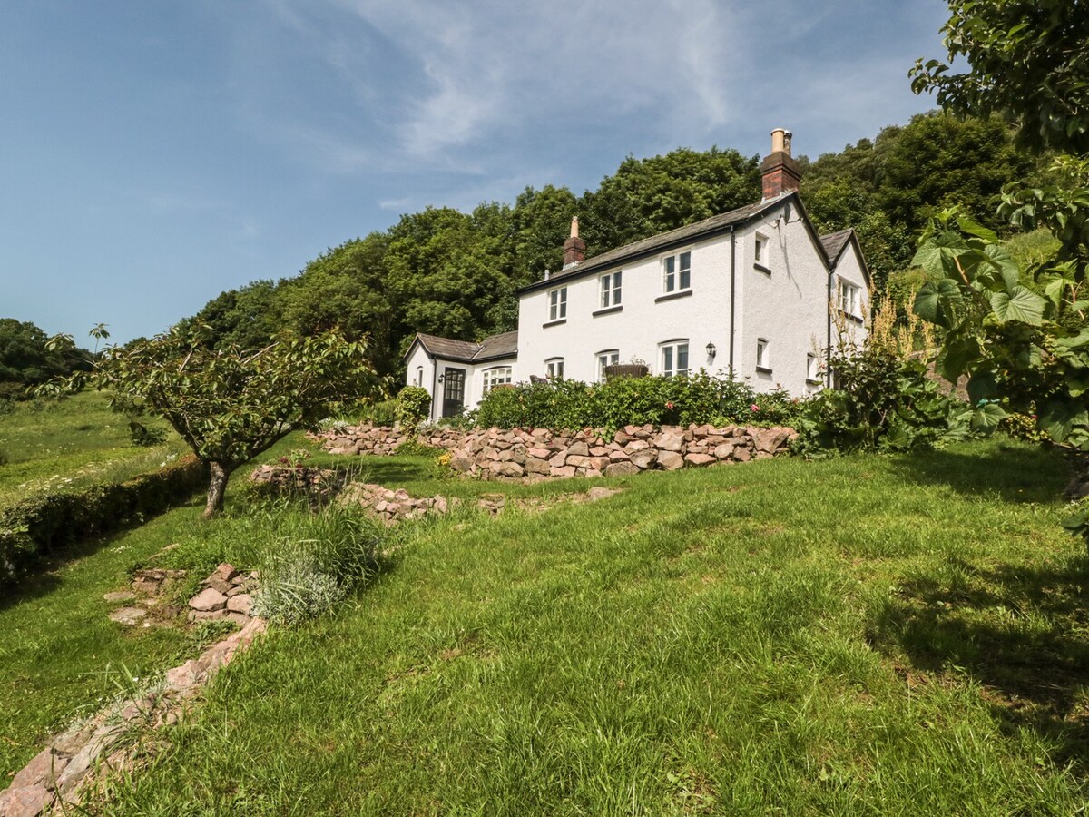 Lilac Cottage