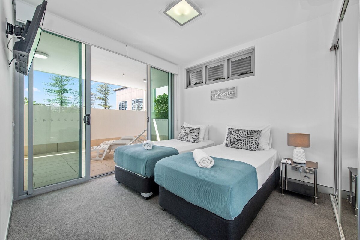 Ocean Front Townhouse, Redcliffe