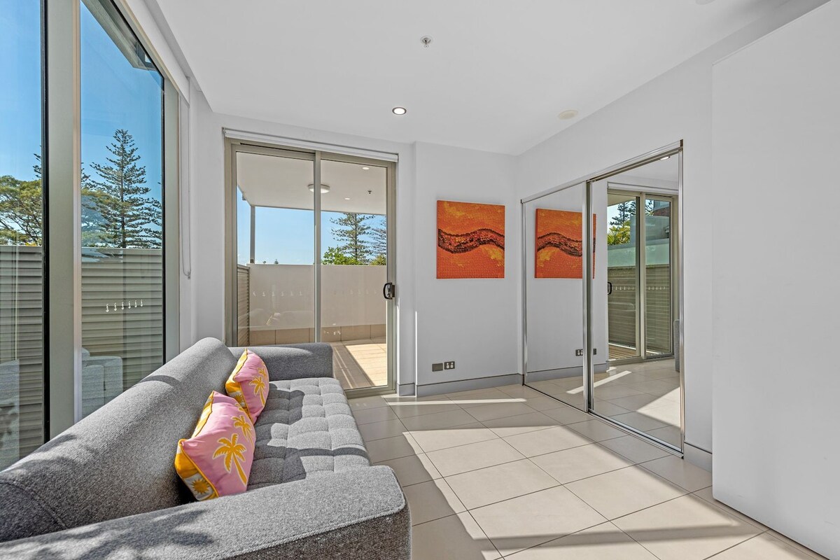Ocean Front Townhouse, Redcliffe