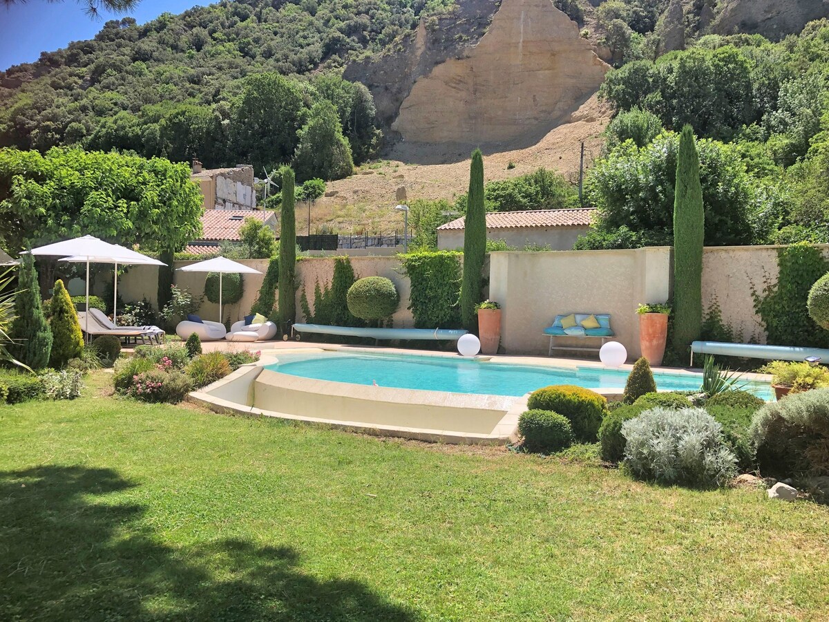 Villa with beautiful garden and private pool