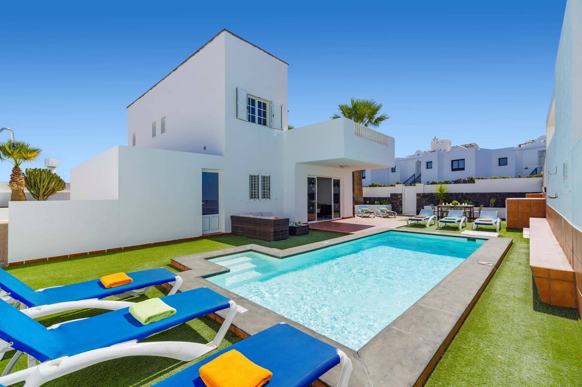 Villa Sol Lanzarote by Villa Plus