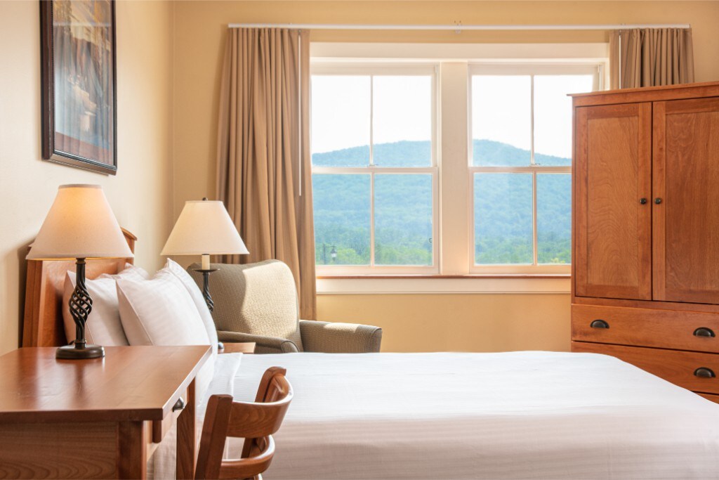 Okemo | Charming Room & Amenities Nearby | Pools