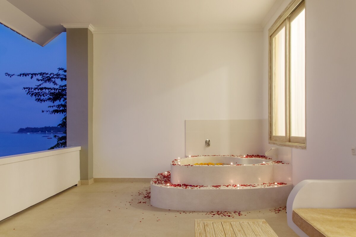 Lux Double room with sea-view bathtub