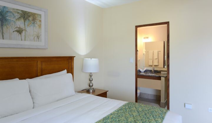 Sea Palace Resort - 1 Bedroom