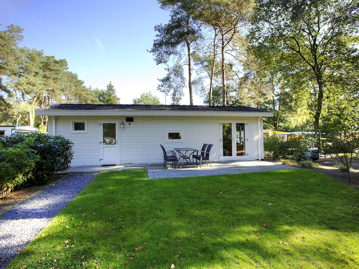 Chalet with a dishwasher on the Veluwe