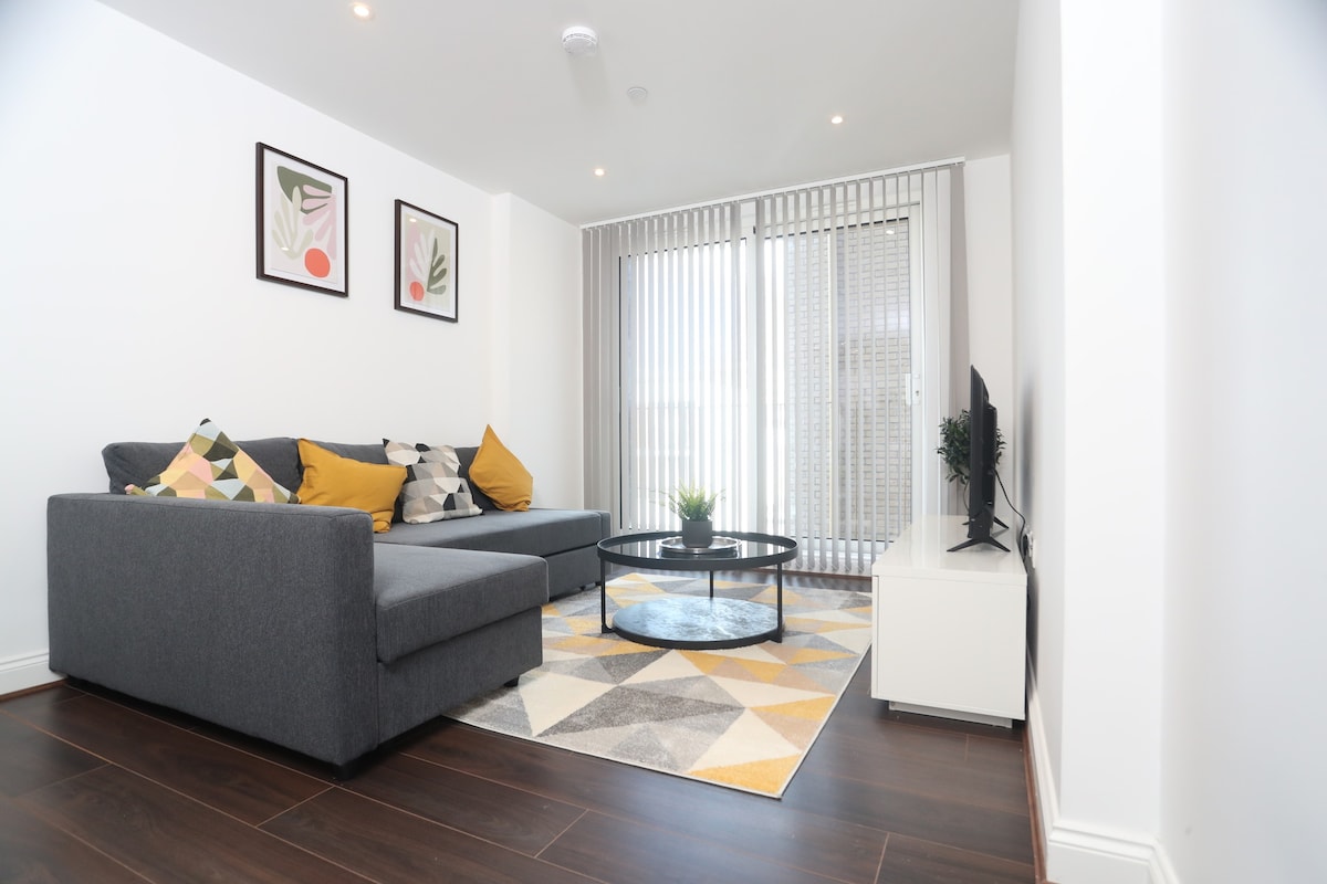 Luxury Apartment in Central Watford
