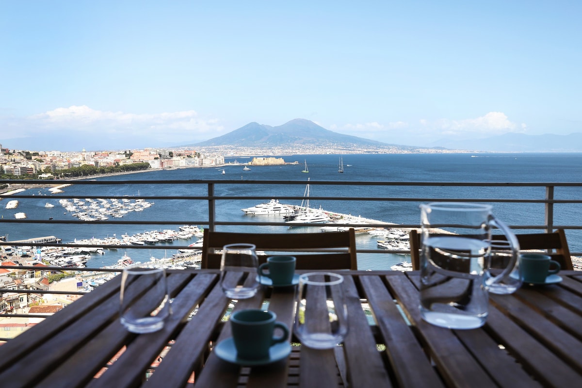Wonderful Italy | Una Terrazza sul Golfo di Napoli