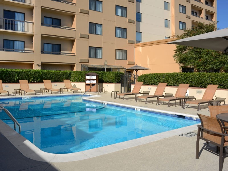 Hassle-free Stay! With Free Parking, Outdoor Pool!