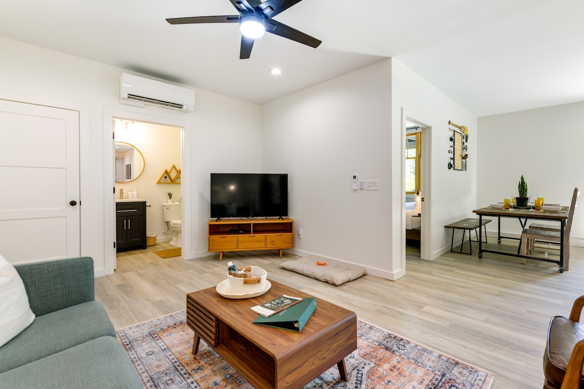 Dog-Friendly Brevard Apt w/ Fire Pit: 1 Mi to Dtwn