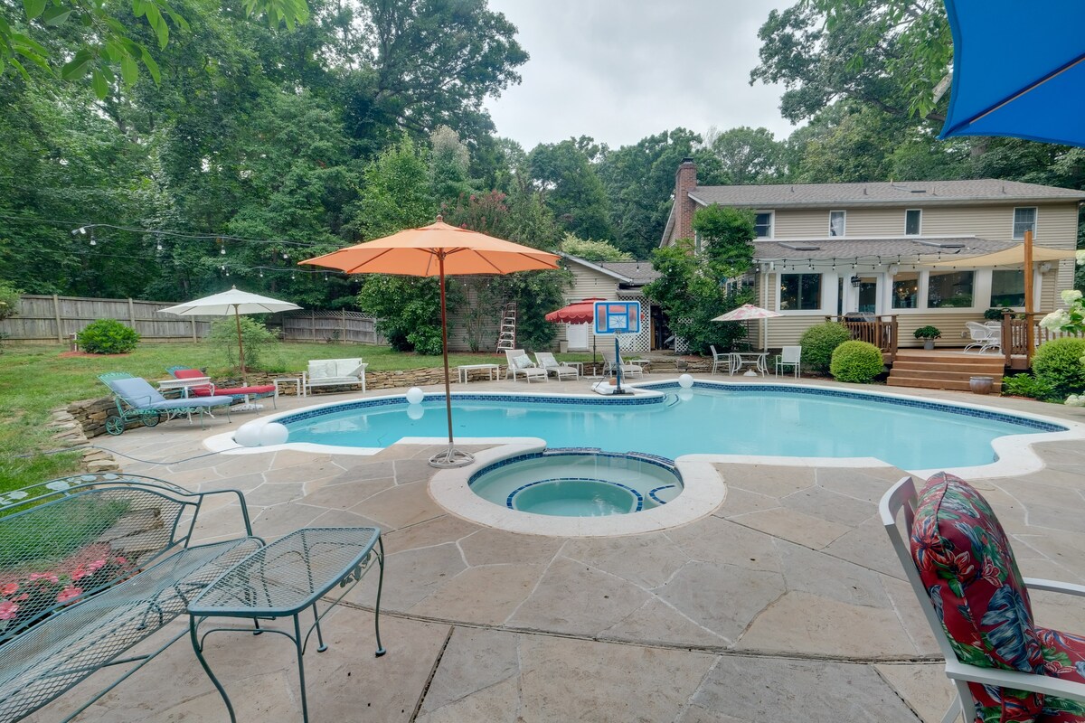 Spacious Marriottsville Retreat w/ Pool & Spa!