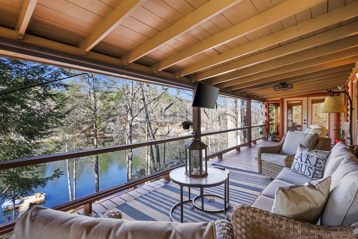 Blue Ridge Private Lake, Gameroom, Hot Tub, Kayaks