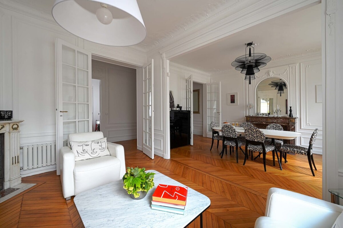 Luxury apartment  at  Auteuil