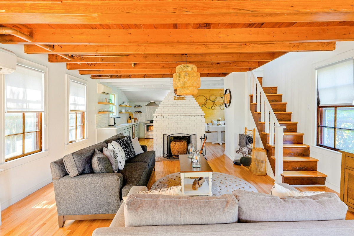 Enchanting 4BR Fire Island, NY | Deck | W/D