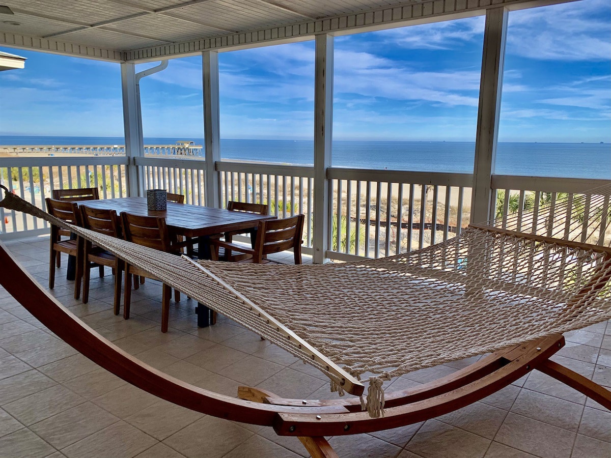 Insanely Gorgeous, Oceanfront, Top Floor Views