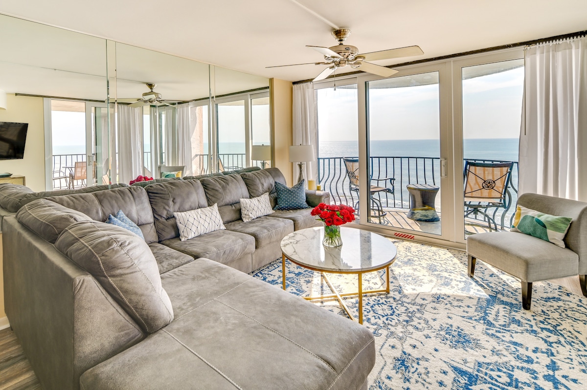 Central Myrtle Beach Condo w/ Ocean-View Balcony!