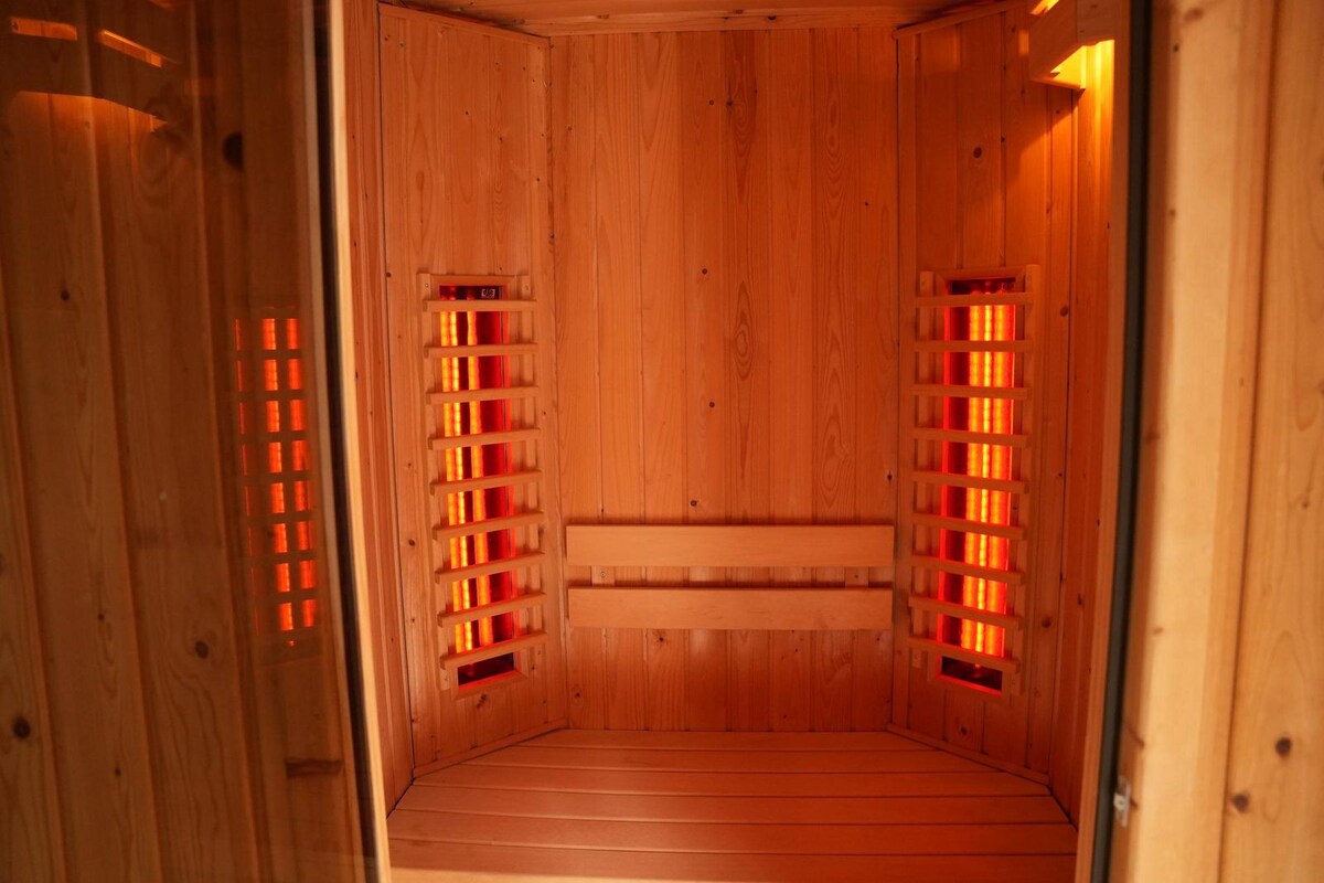 Het Roodborstje met privé hottub en sauna 4 pers