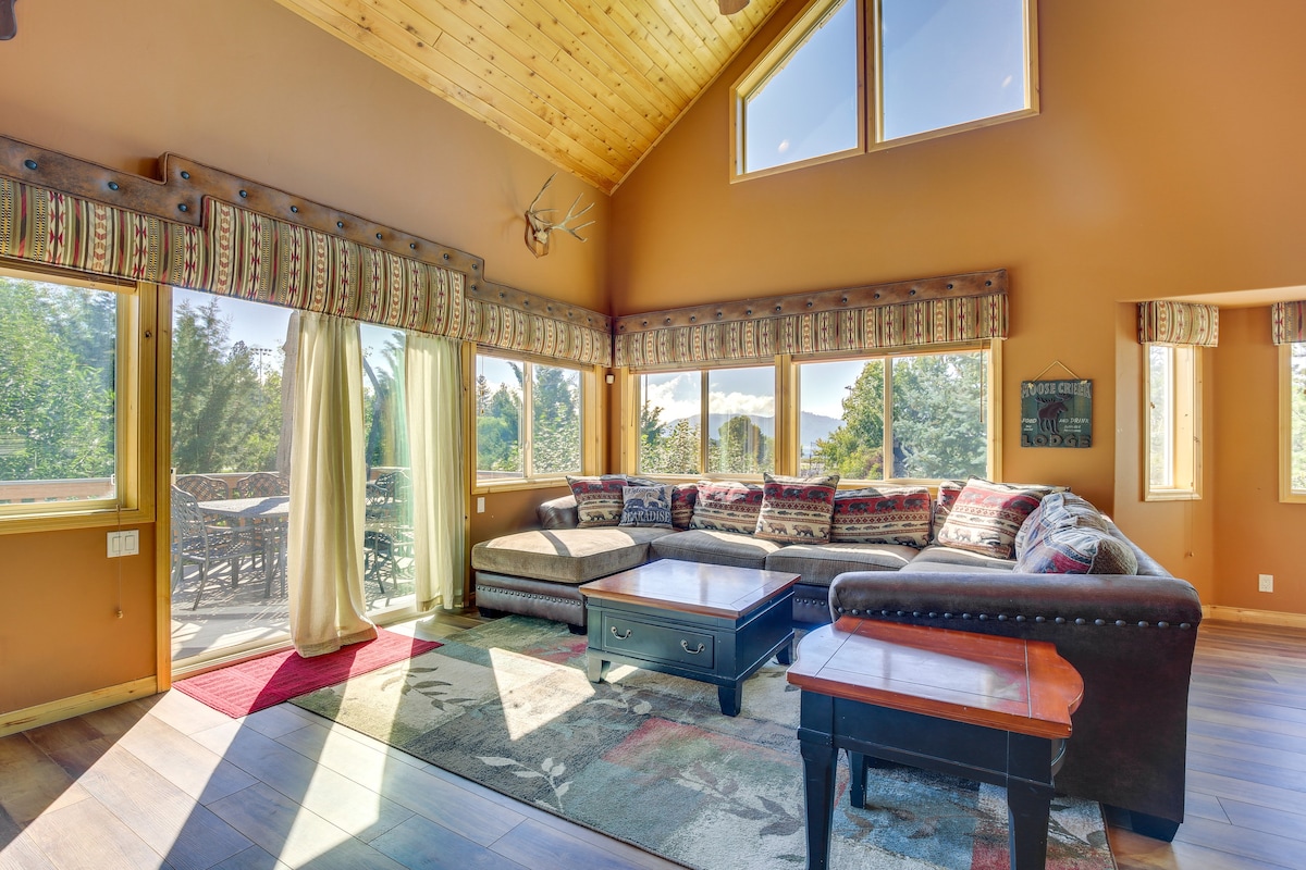 Spacious Big Bear Lake Home with Hot Tub!