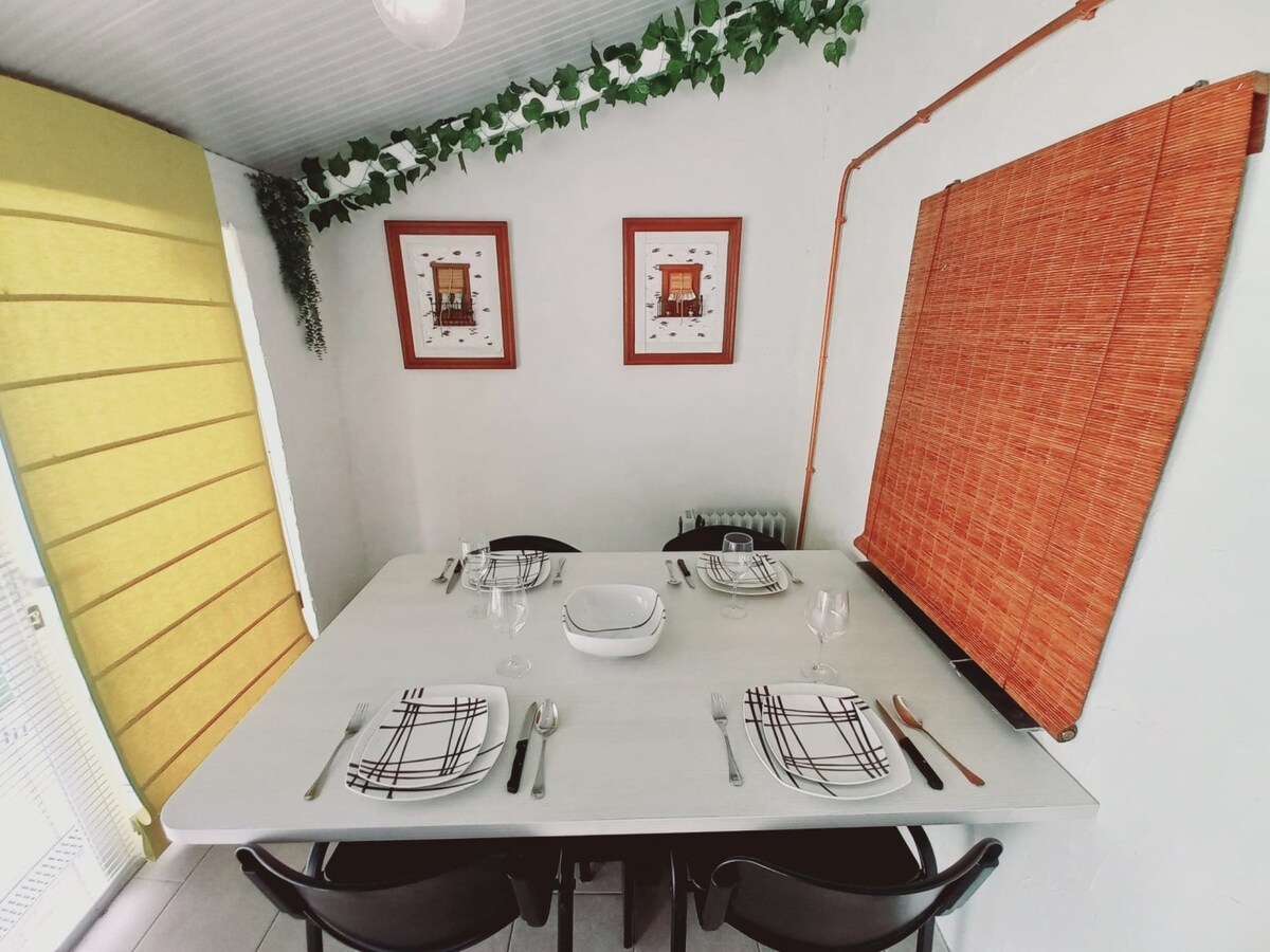 Casa con terraza para 4 personas con a/c