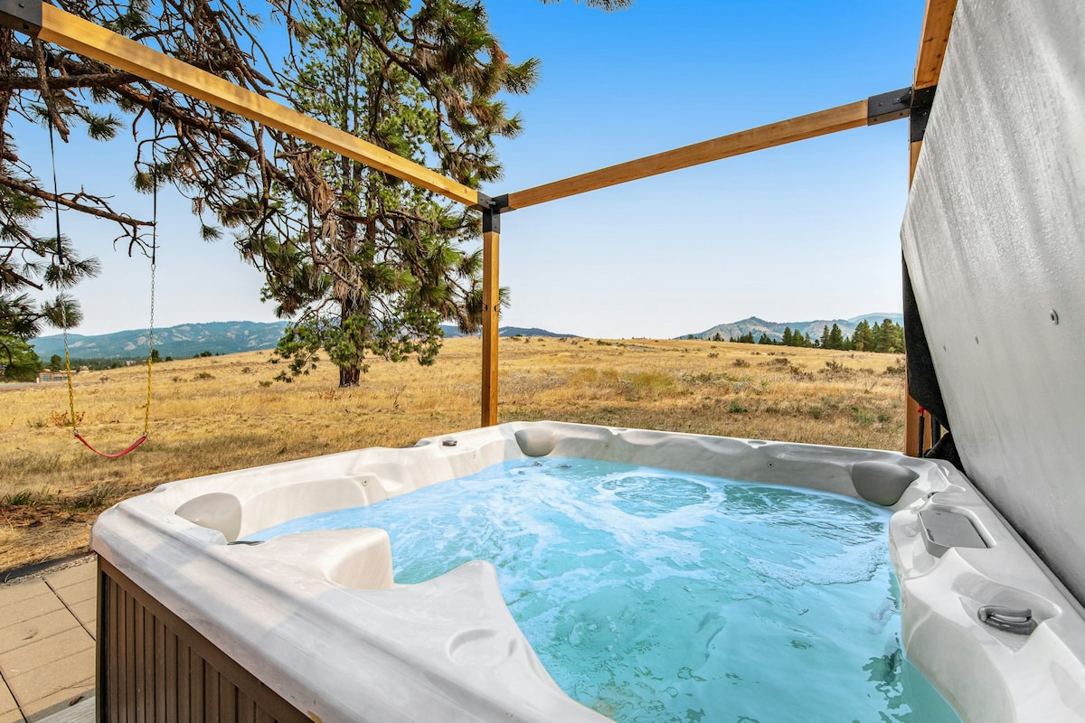 Secluded 2BR Mountainview | Hot Tub