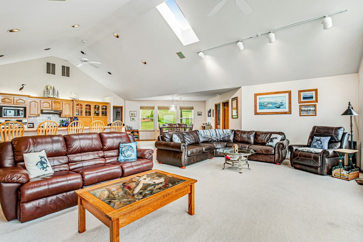 Incredible 3BR Oceanview Whidbey Island