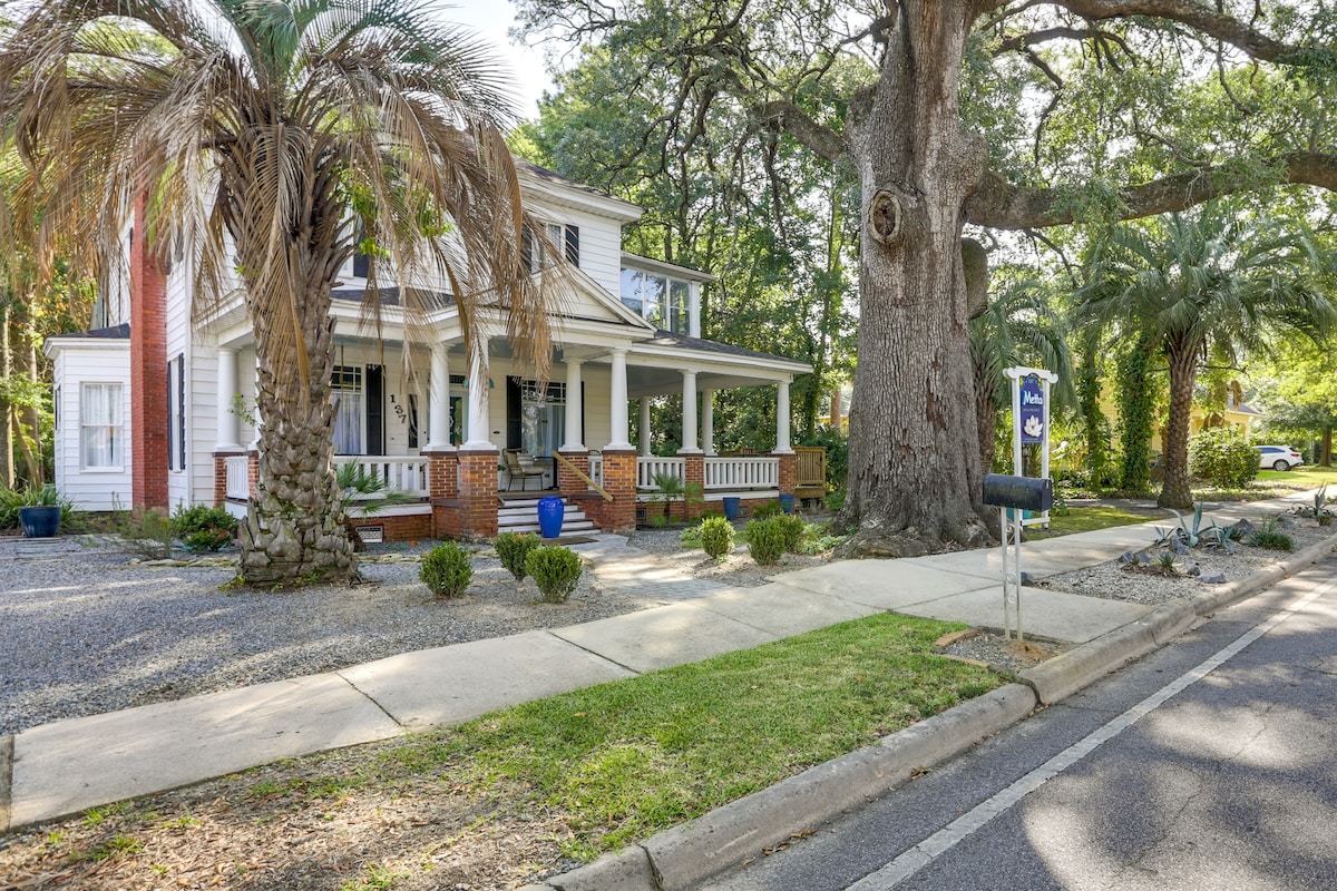 Charming Thomasville Getaway: Walk to Downtown!