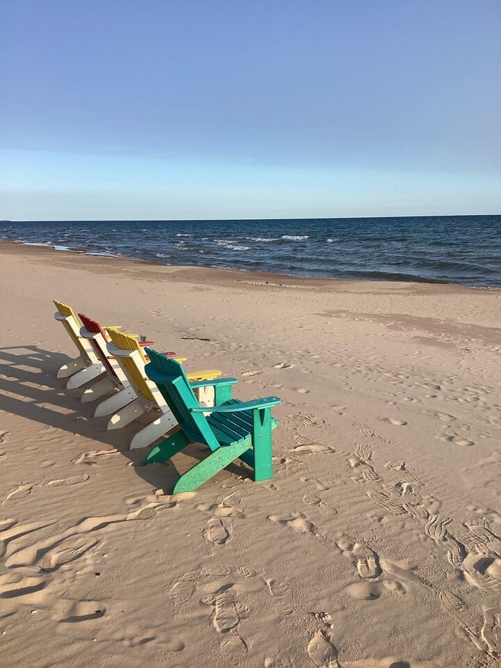 Sandbox on Michibay: Beachfront Lake Michigan!