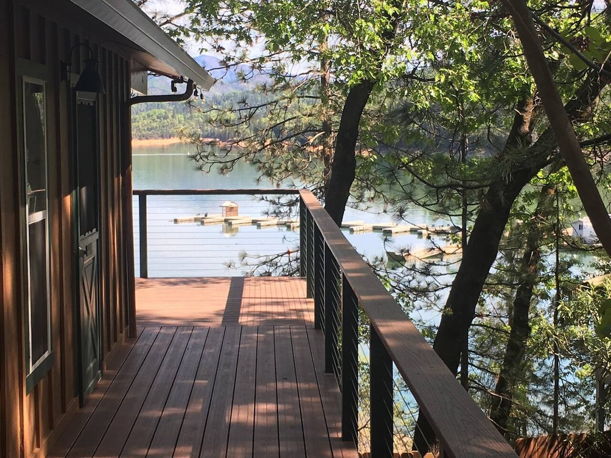 湖滨-「沙斯塔湖（ Shasta Lake ）最好的房子！」-热水浴缸