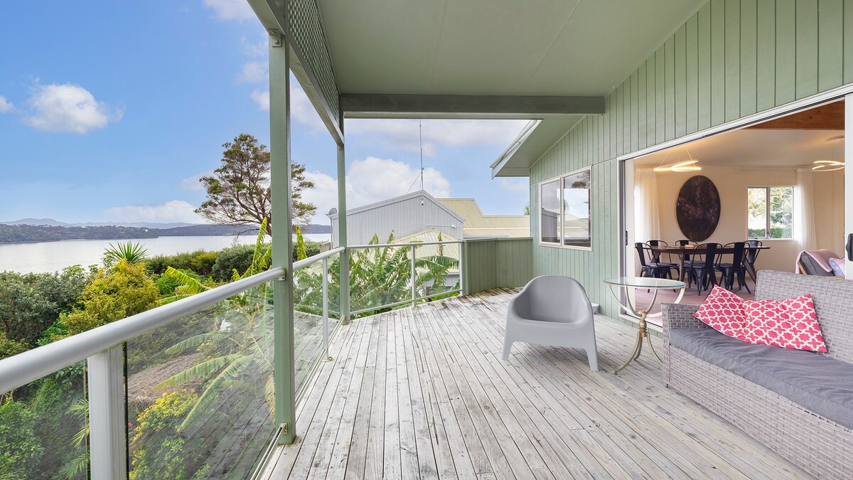 Relax Away - Snells Beach Holiday Home