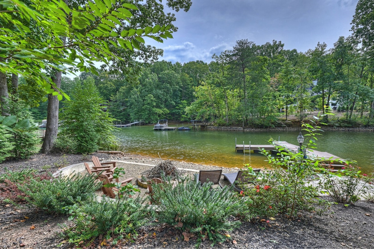 Bankhead Lodge by AvantStay | Waterfront Log Cabin