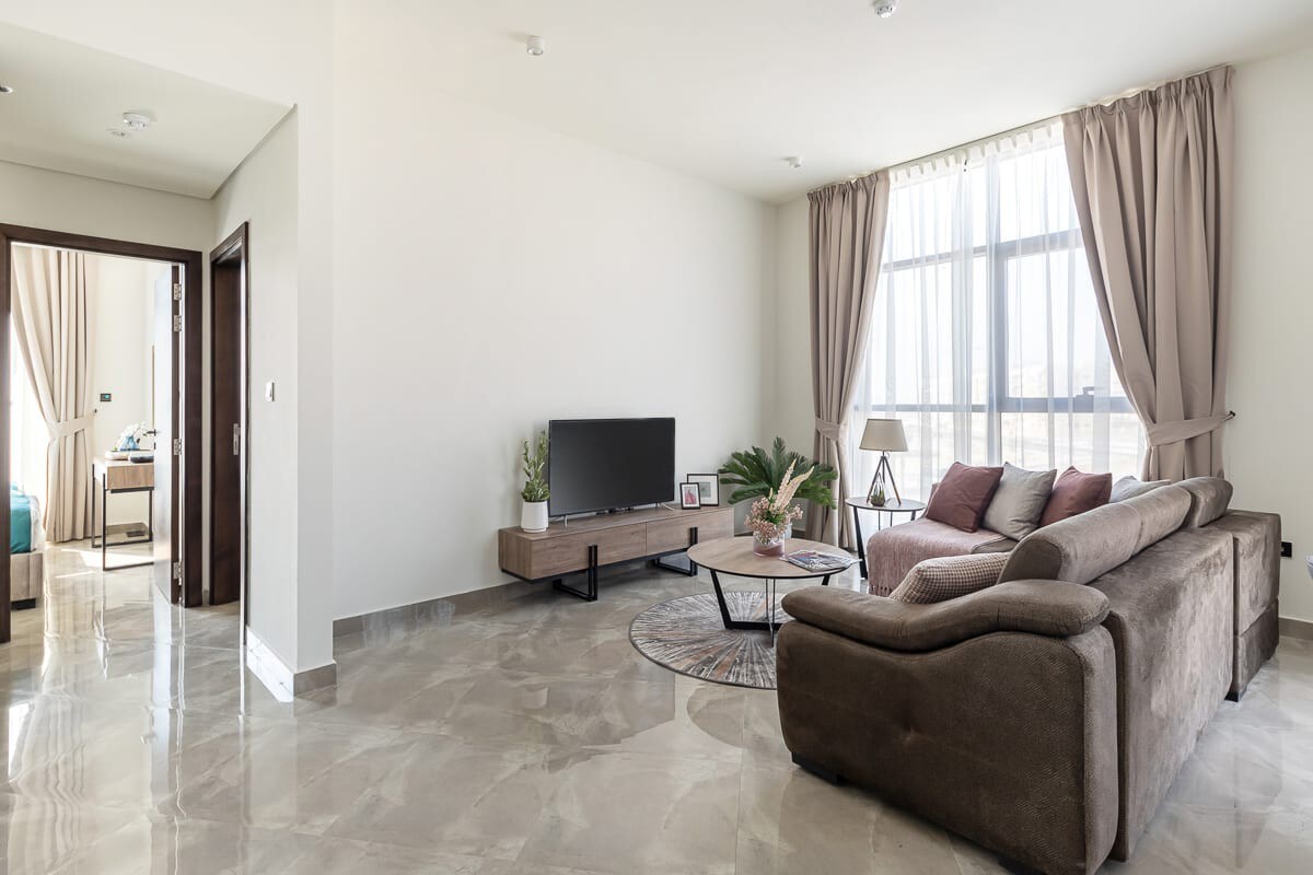 Modern 2BR Apt near DWC Airport!