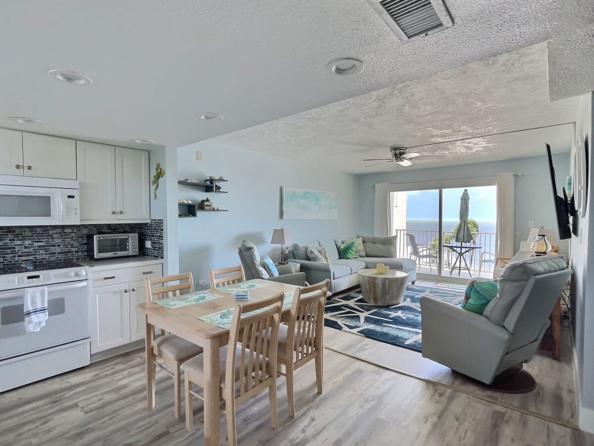 Ocean View Delight | Sea Gulls 310